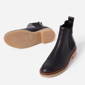 Everlane The Italian Leather Chelsea Boot Black 8